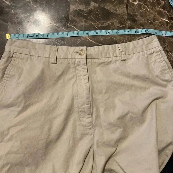 Tommy Hilfiger Golf women's khaki shorts size 10 - Picture 7 of 7